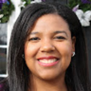 Meet your Posher, Yolanda k.